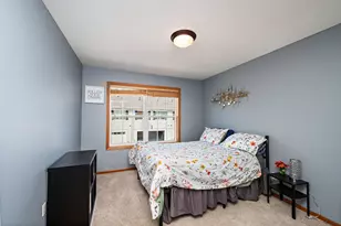 1072 Henslow Ave N, Oakdale, MN 55128 - Photo 19