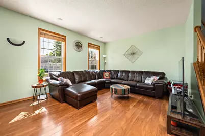 1072 Henslow Avenue N, Oakdale, MN 55128 - Photo 3