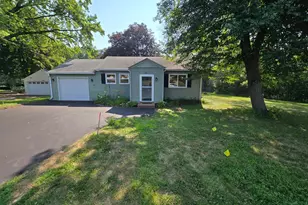 1020 Evergreen Ln N, Plymouth, MN 55441 - Photo 1