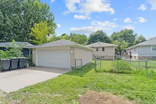 5132 Vincent Ave N, Minneapolis, MN 55430 - Photo 39