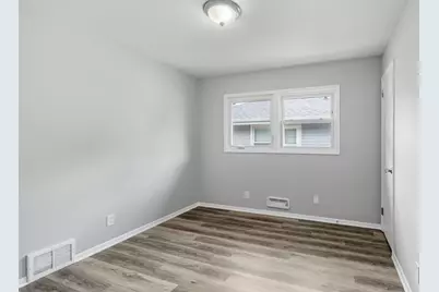 5132 Vincent Avenue N, Minneapolis, MN 55430 - Photo 21