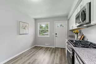 5132 Vincent Ave N, Minneapolis, MN 55430 - Photo 7
