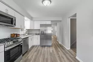 5132 Vincent Ave N, Minneapolis, MN 55430 - Photo 9