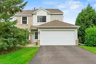 2754 Wagon Wheel Trl, Chaska, MN 55318 - Photo 1