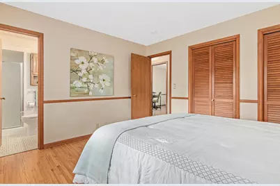 8319 Washburn Avenue S, Bloomington, MN 55431 - Photo 11