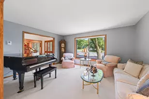 8945 Dallas Ln N, Maple Grove, MN 55369 - Photo 7