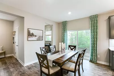 1641 Oak Creek Pass, Chaska, MN 55318 - Photo 9