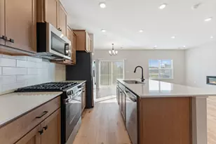 673 Tulare Ter, Newport, MN 55055 - Photo 5