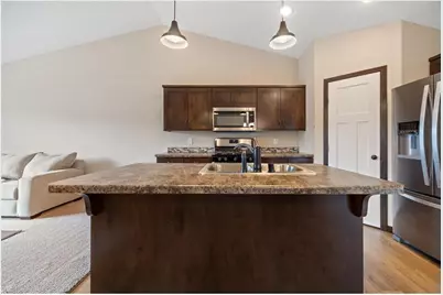 303 29th Avenue SE, Saint Cloud, MN 56304 - Photo 7
