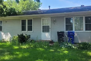175 Ruth St N, Saint Paul, MN 55119 - Photo 1