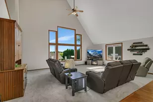 135 Airport Rd, Hutchinson, MN 55350 - Photo 5