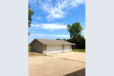 135 Airport Road, Hutchinson, MN 55350 - Photo 3