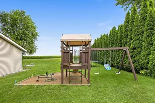 135 Airport Rd, Hutchinson, MN 55350 - Photo 51