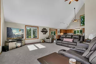 135 Airport Rd, Hutchinson, MN 55350 - Photo 9
