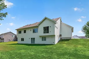 313 Lachermeier Ln, Waverly, MN 55390 - Photo 43