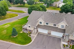 9313 Loch Lomond Ln, Brooklyn Park, MN 55443 - Photo 3