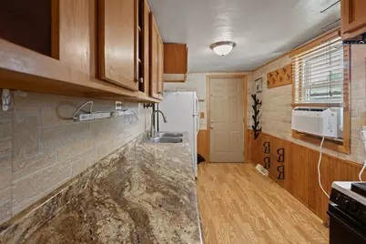 220 33rd Avenue N, Saint Cloud, MN 56303 - Photo 5