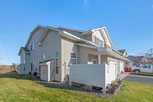 1824 Bridgewater Blvd S, Cambridge, MN 55008 - Photo 5