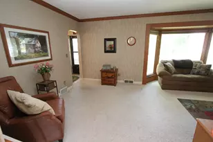 312 Kendall Ave N, Thief River Falls, MN 56701 - Photo 17
