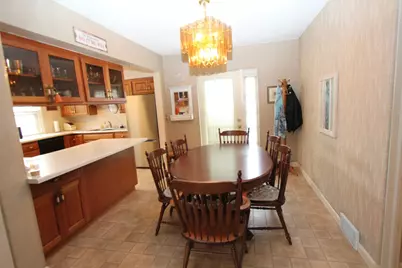 312 Kendall Avenue N, Thief River Falls, MN 56701 - Photo 7