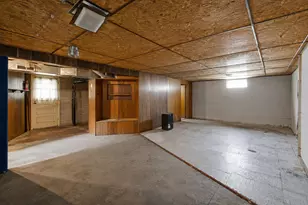 1521 Arkwright St N, Saint Paul, MN 55130 - Photo 33