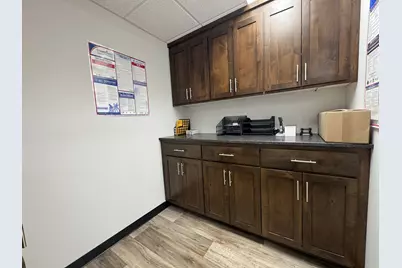 2850 Cutters Grove Avenue #Suite 207, Anoka, MN 55303 - Photo 29