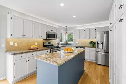 2213 Emerald Lane, Saint Paul, MN 55119 - Photo 17