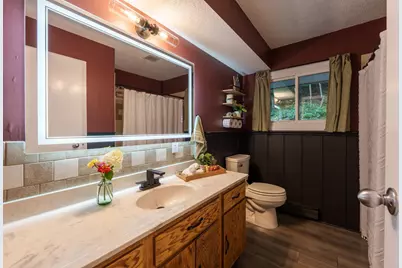 419 Mill Street E, Cannon Falls, MN 55009 - Photo 15