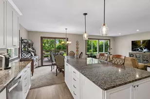 18208 Ginavale Ln, Eden Prairie, MN 55346 - Photo 9