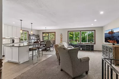 18208 Ginavale Lane, Eden Prairie, MN 55346 - Photo 3