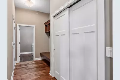 8728 Lake Riley Drive, Chanhassen, MN 55317 - Photo 29