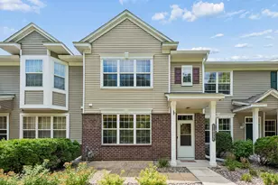 11025 Oak Grv Cir, Woodbury, MN 55129 - Photo 1
