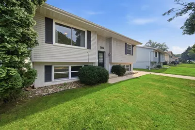 2056 44th Street NW, Rochester, MN 55901 - Photo 35