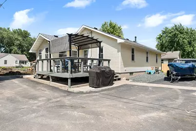 305 Le Sueur Avenue, Eagle Lake, MN 56024 - Photo 3