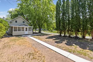 404 5th St N, Bayport, MN 55003 - Photo 31