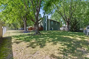 1805 Ruby Cir, Shakopee, MN 55379 - Photo 49