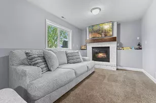 1805 Ruby Cir, Shakopee, MN 55379 - Photo 23
