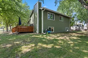 1805 Ruby Cir, Shakopee, MN 55379 - Photo 47