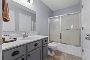 1805 Ruby Cir, Shakopee, MN 55379 - Photo 31