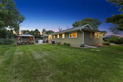 784 Creek Avenue, Mendota Heights, MN 55120 - Photo 3