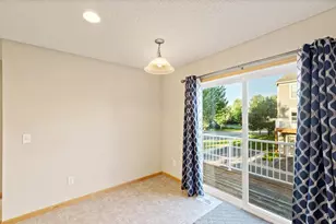 899 Ledgestone Dr, Mahtomedi, MN 55115 - Photo 7