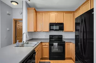 6801 Pine Crest Trail S, Cottage Grove, MN 55016 - Photo 7
