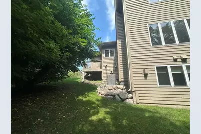 7941 S Bay Curve, Eden Prairie, MN 55347 - Photo 11