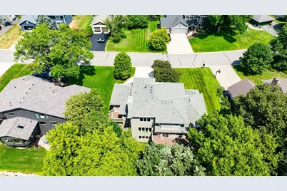 7941 S Bay Curve, Eden Prairie, MN 55347 - Photo 9