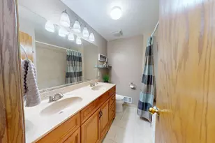 826 Minnie Maddern St, Albert Lea, MN 56007 - Photo 23