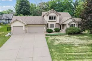 8925 Ashley Terrace, Brooklyn Park, MN 55443 - Photo 37