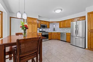 8925 Ashley Terrace, Brooklyn Park, MN 55443 - Photo 7