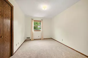 1880 Richal Dr, Woodbury, MN 55125 - Photo 15