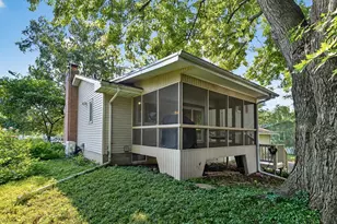 10704 Prescott Ct, Burnsville, MN 55337 - Photo 25