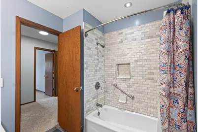 10704 Prescott Court, Burnsville, MN 55337 - Photo 33
